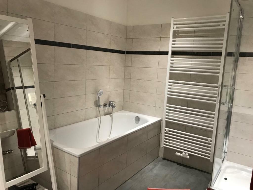Gaestehaus Windheim Ettlingen Bagian luar foto